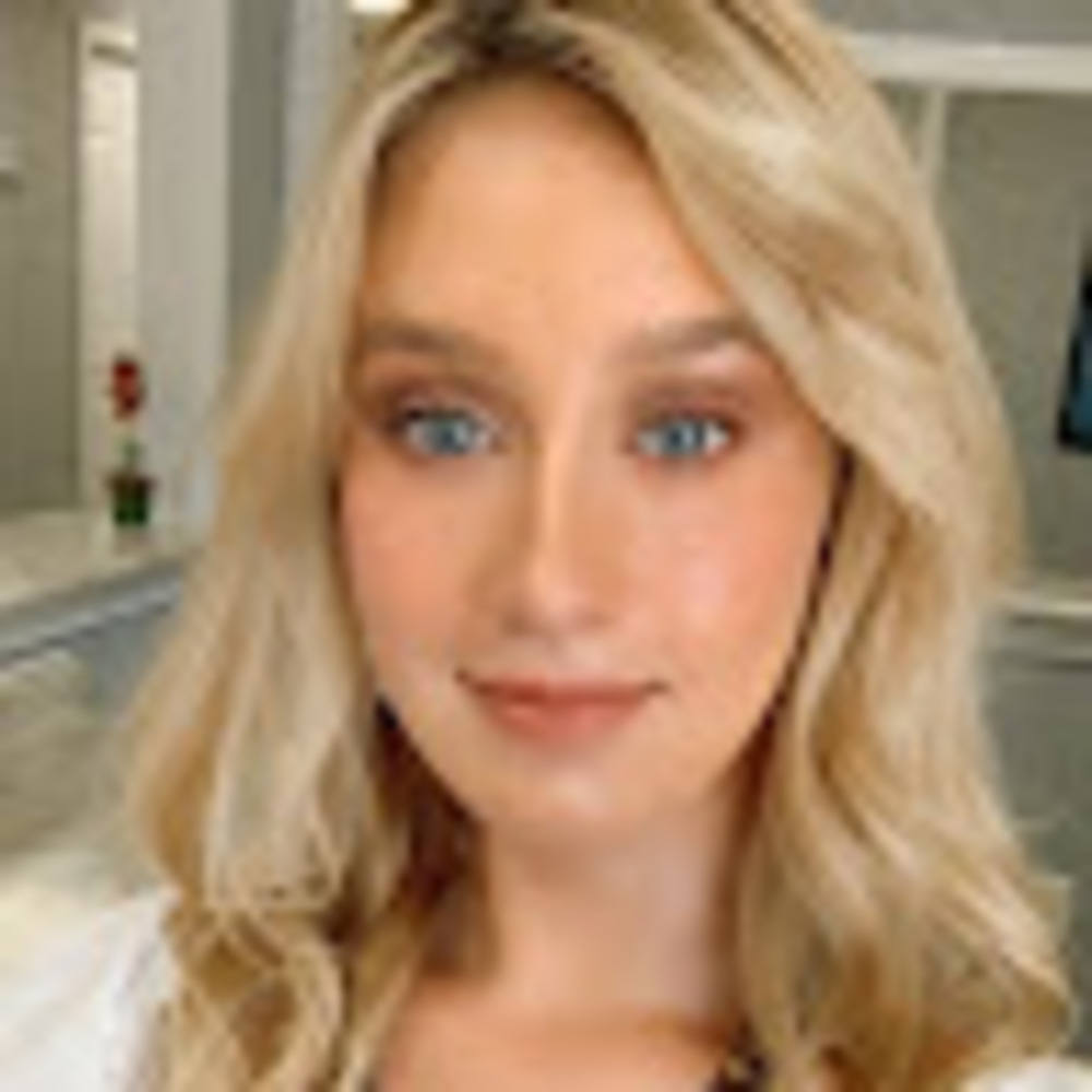 Meet your Posher, Lucinda